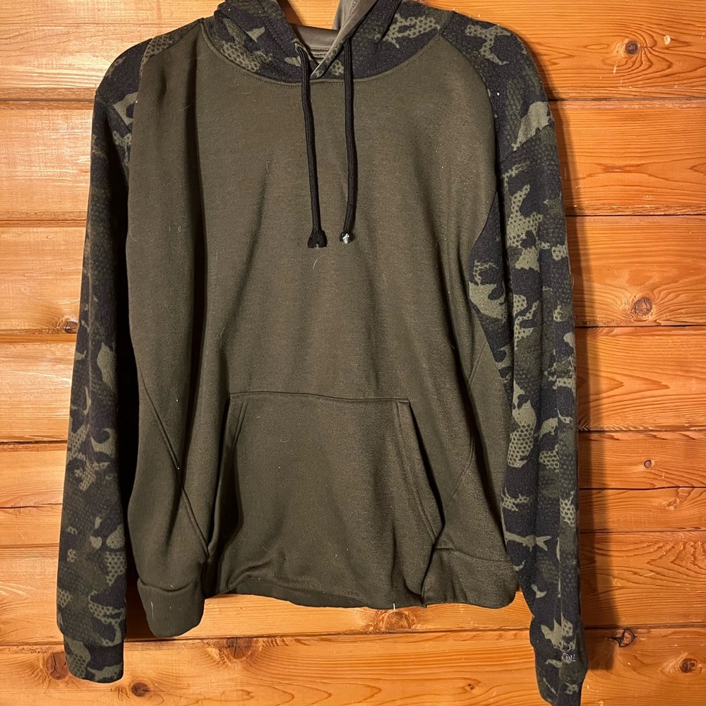 Camo hoodie sweatpants material